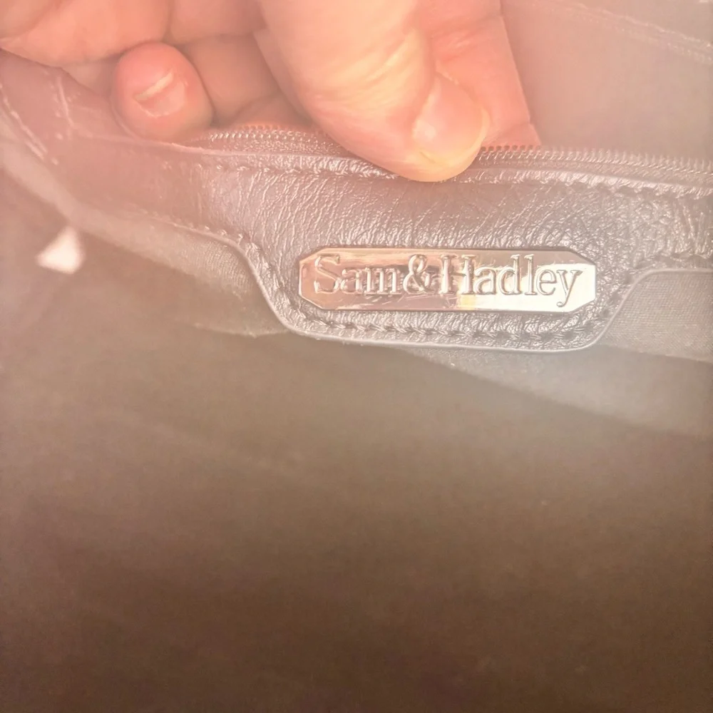 Sam & Hadley black laser cut satchel bag-EUC